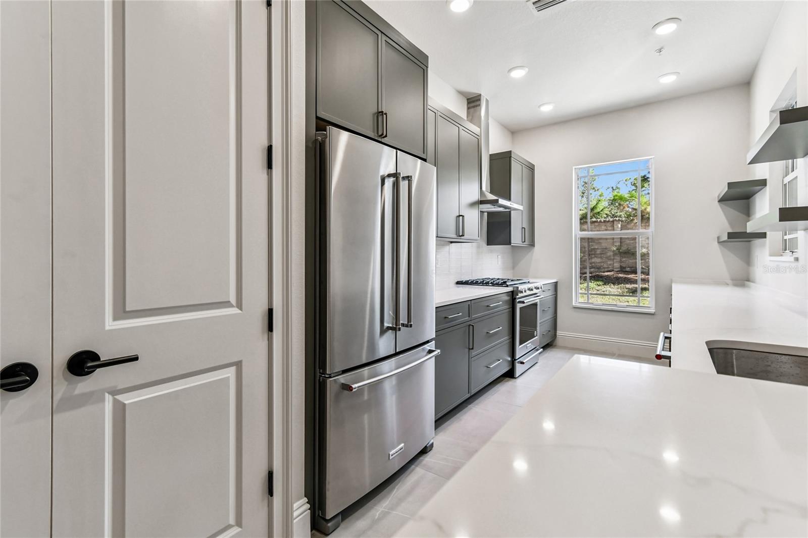 7804 HIDDEN CREEK LOOP 102