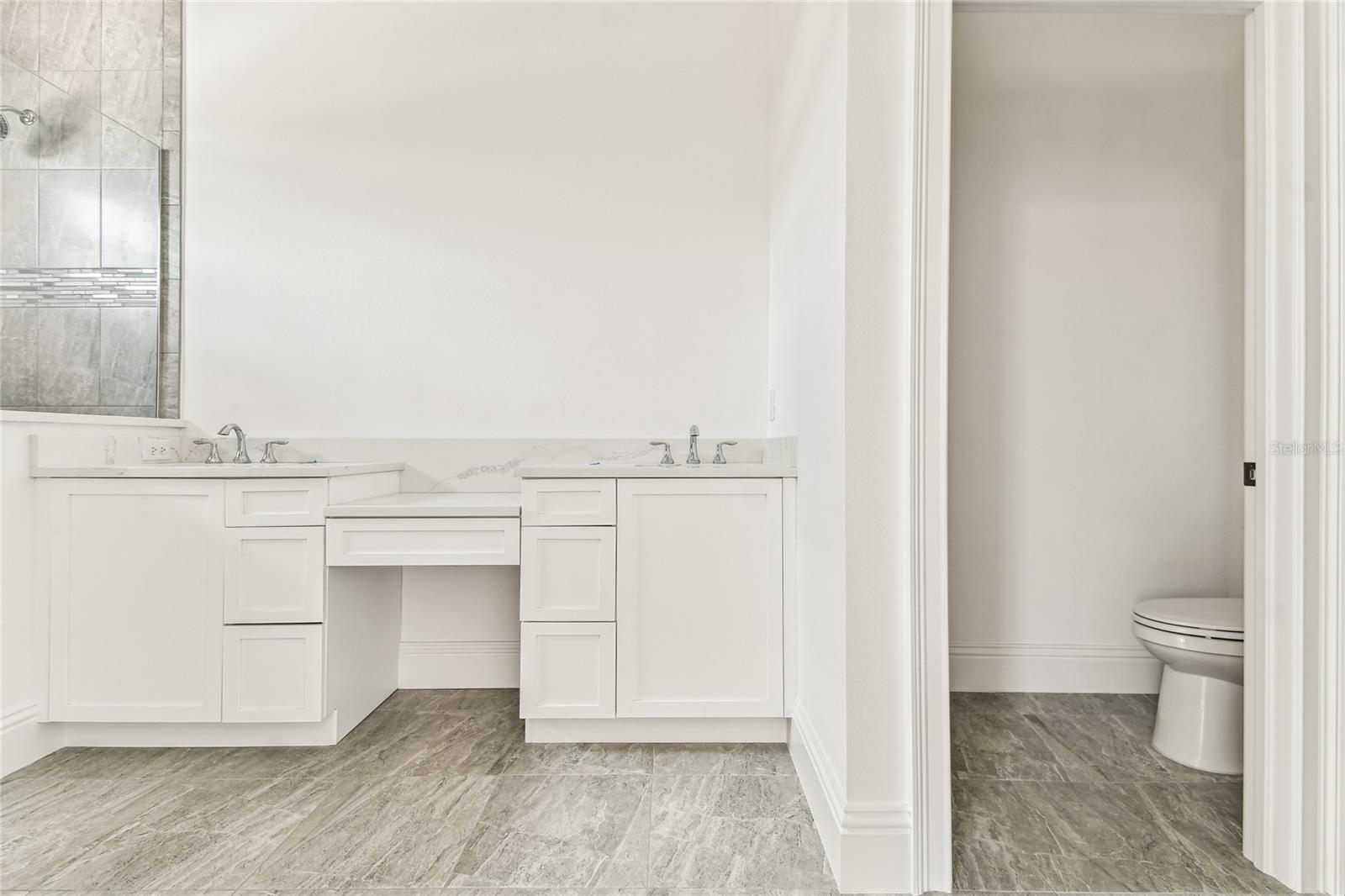 HIDDEN CREEK AT LAKEWOOD RANCH - Residential