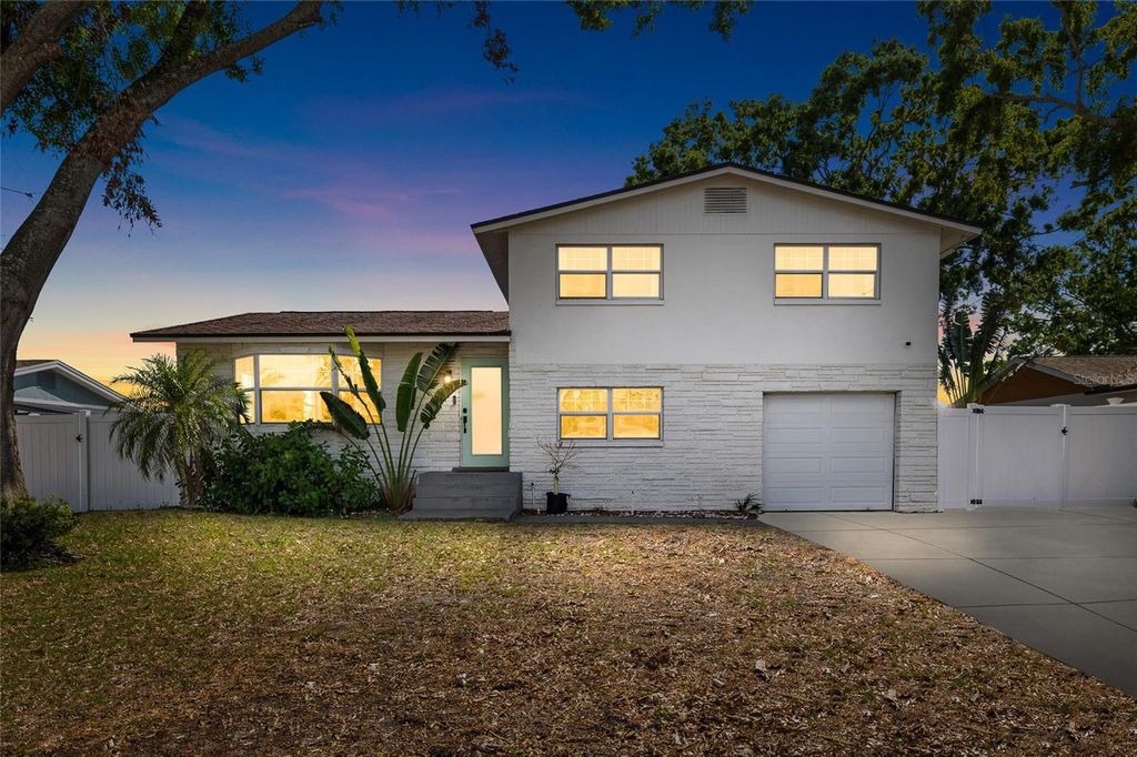 Photo of 10716 Donbrese Avenue, Tampa, FL 33615 (MLS # TB8378937)