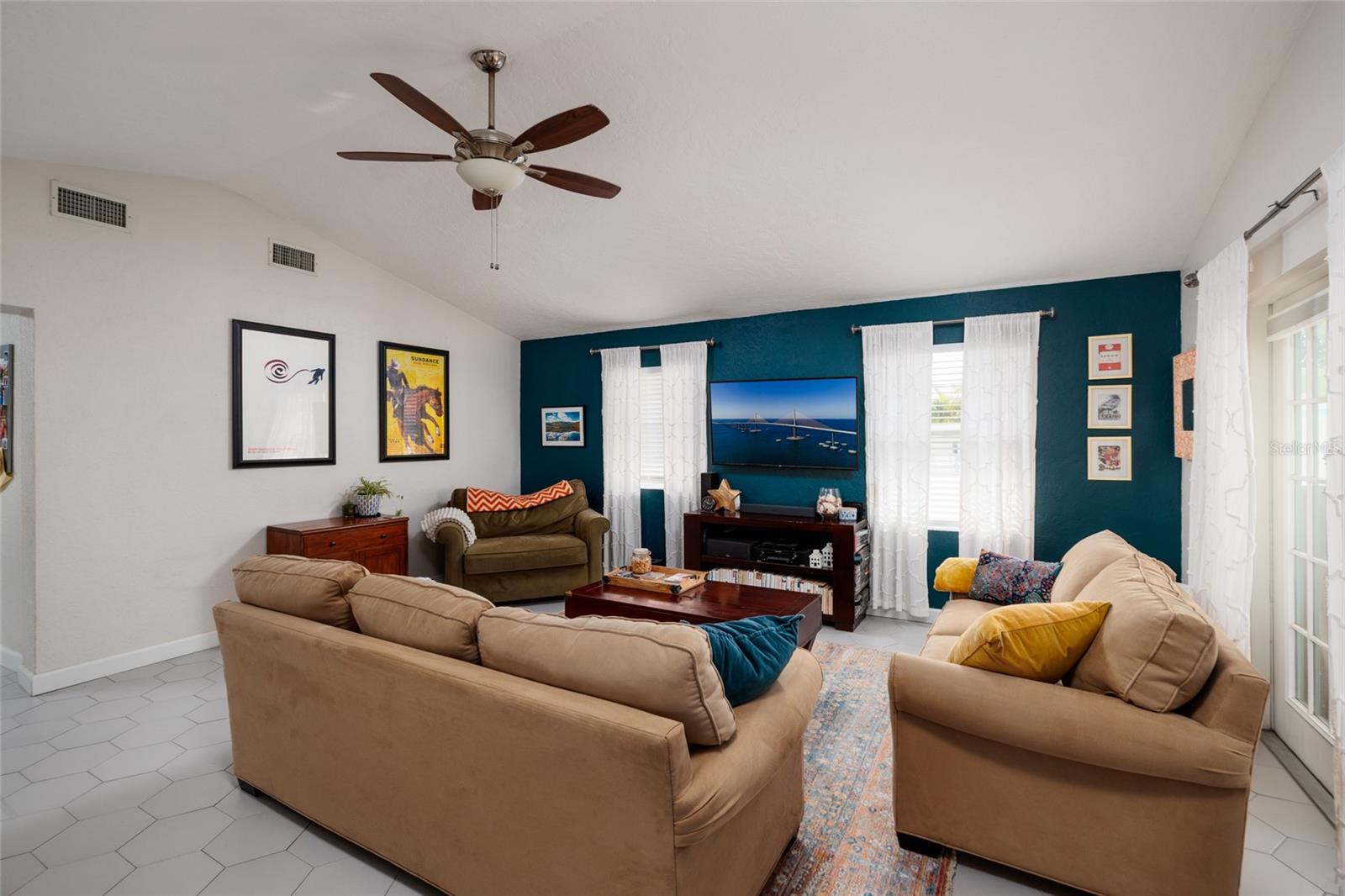 SNELL GARDENS SUB - Residential