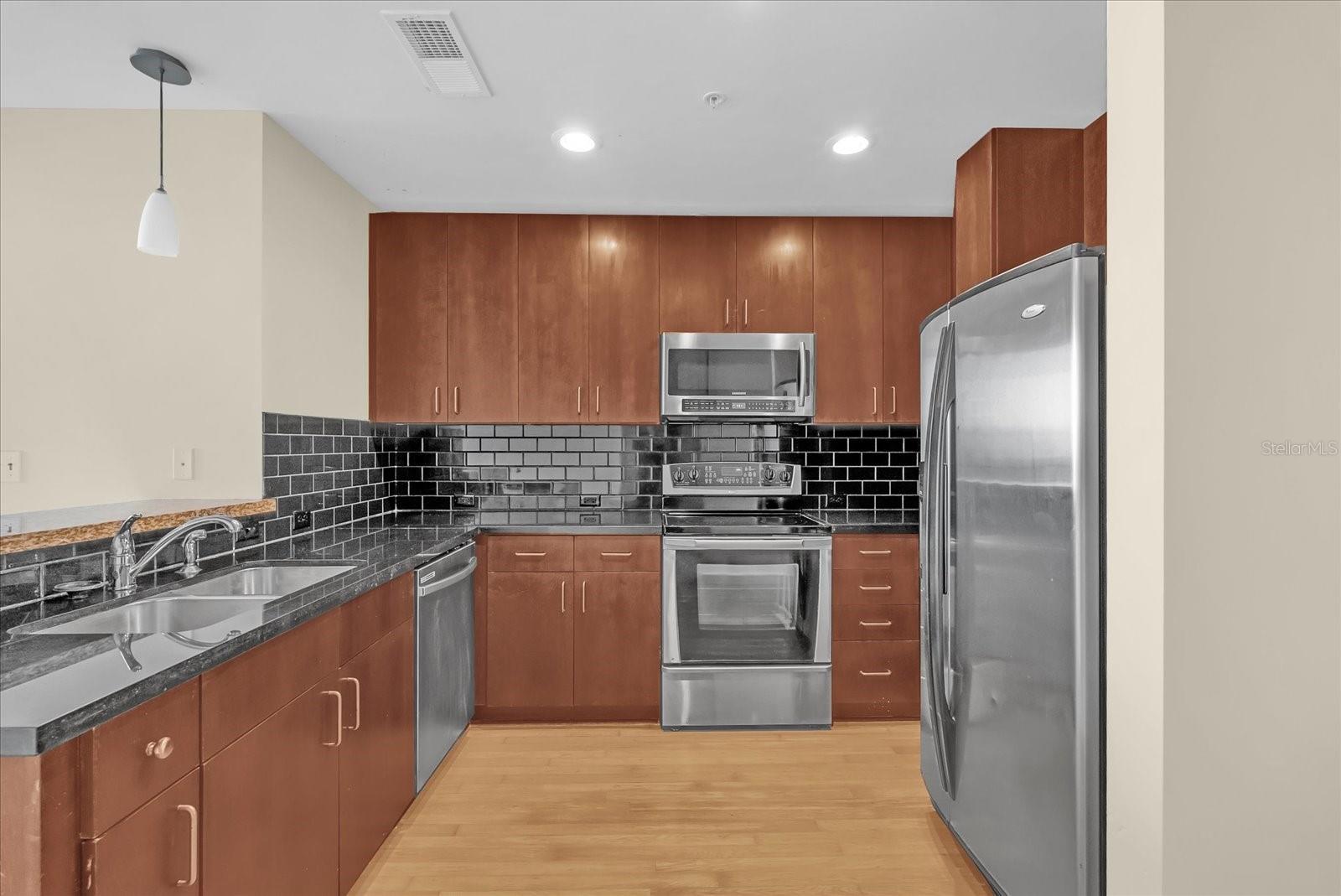 155 S COURT AVENUE 1613