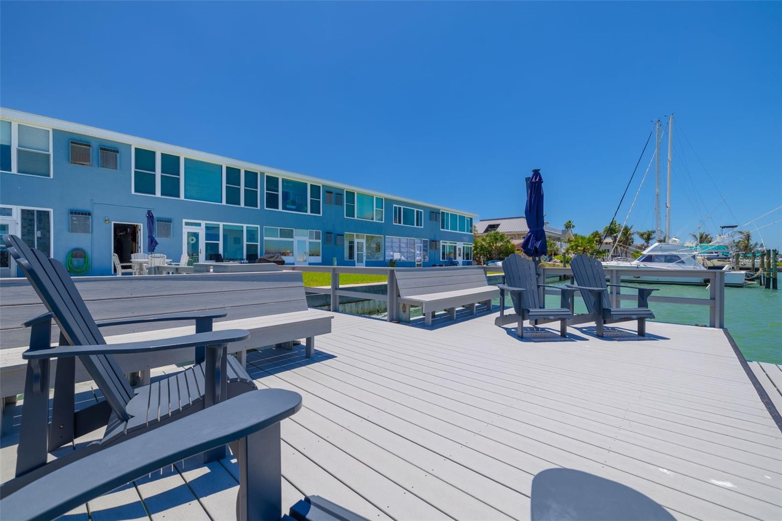 CAPRI ISLE GARDEN - Residential