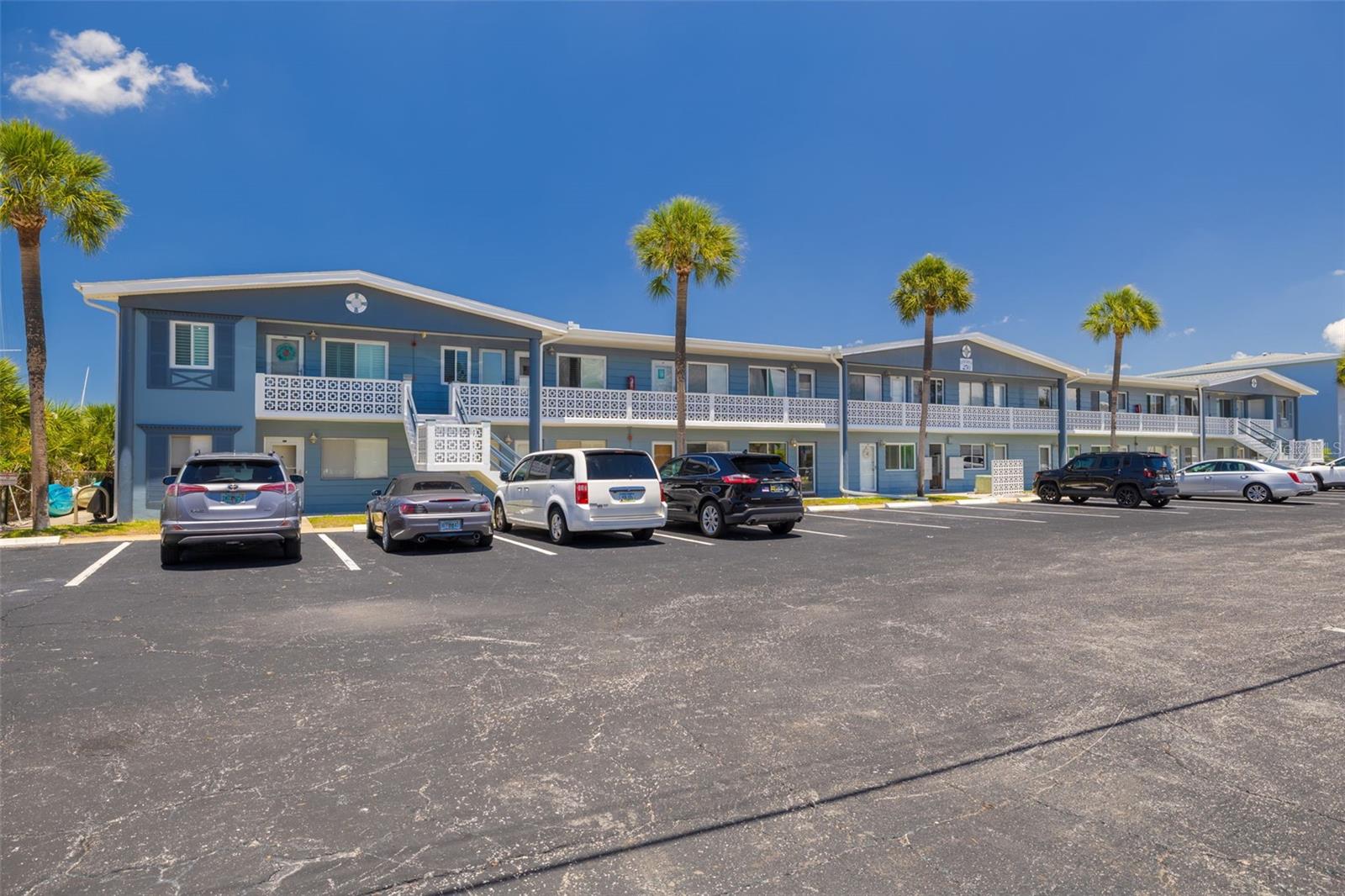 CAPRI ISLE GARDEN - Residential