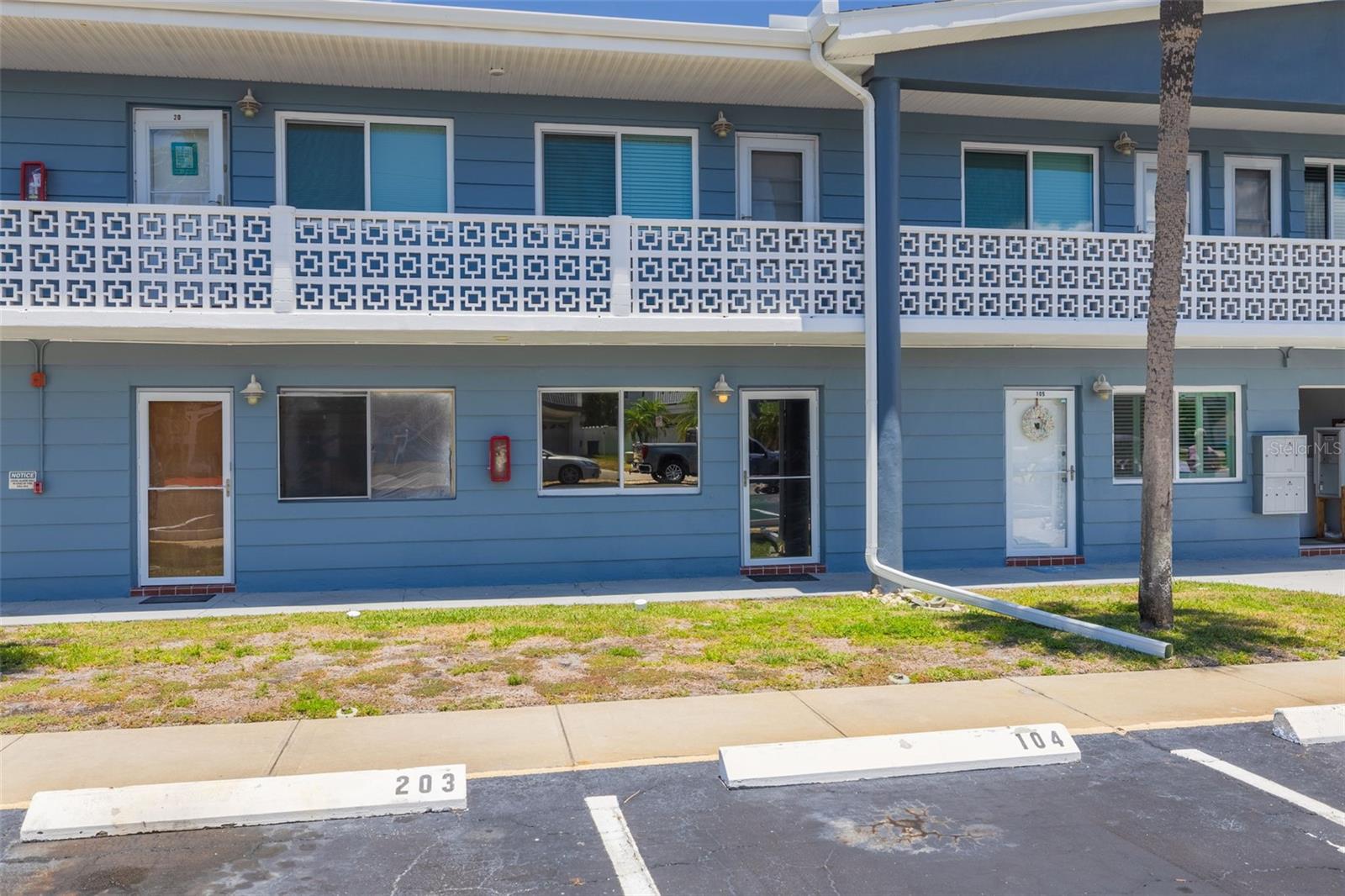 CAPRI ISLE GARDEN - Residential