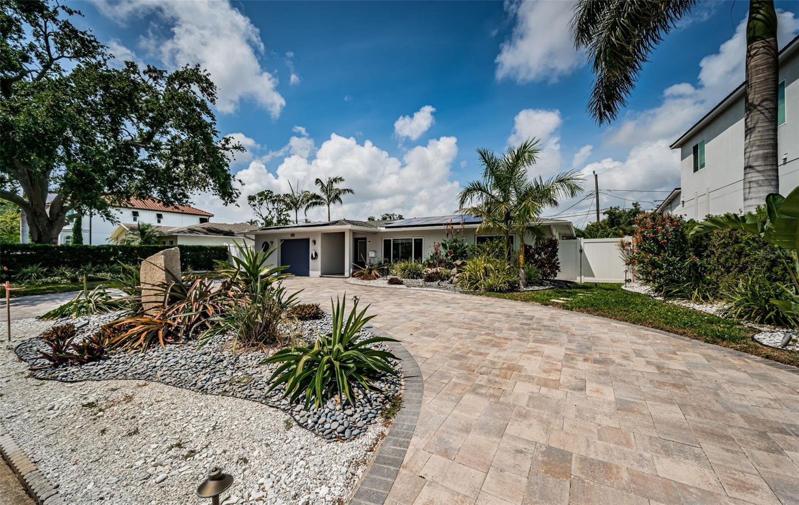 333 BELLEAIR DRIVE NE