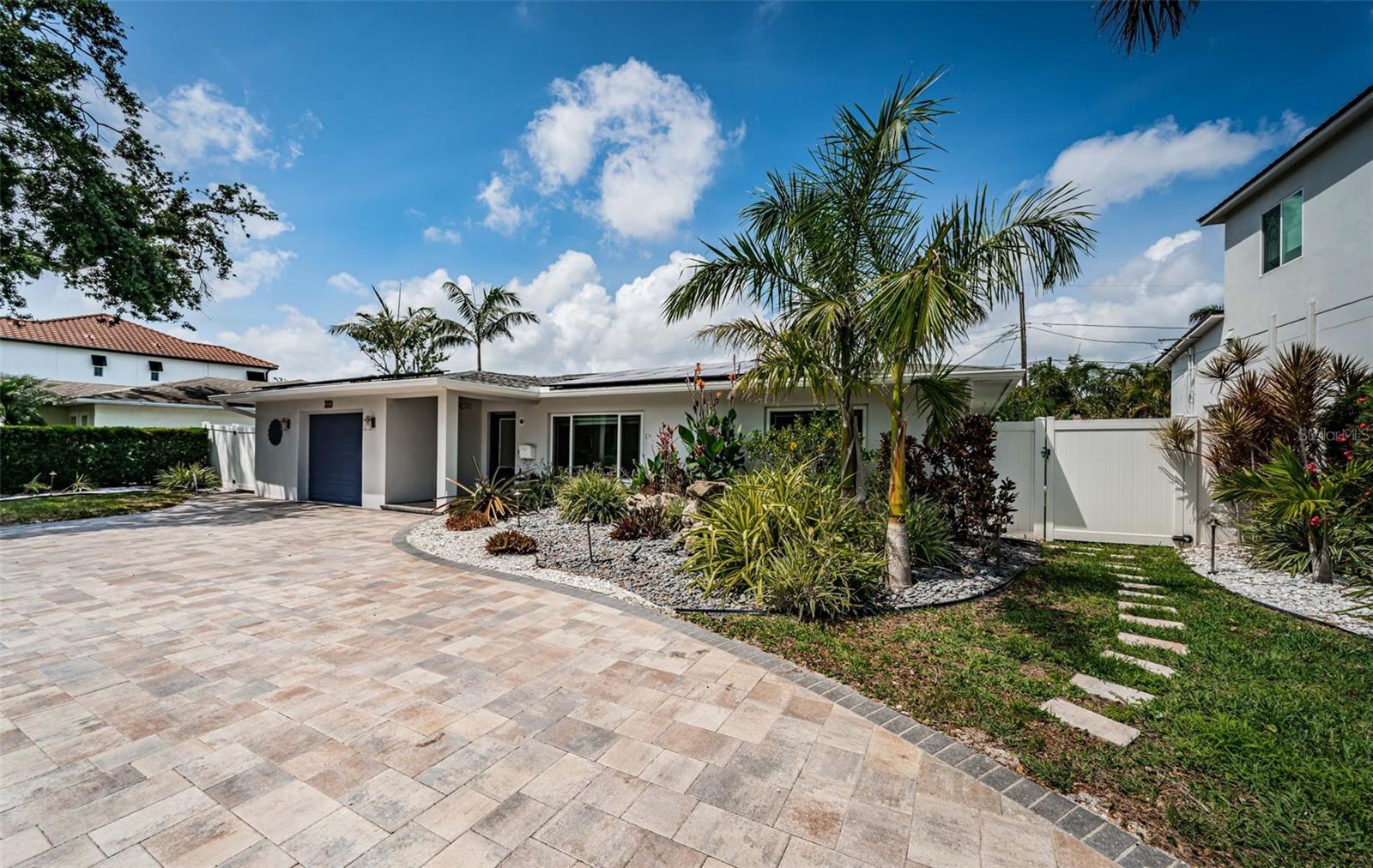 333 BELLEAIR DRIVE NE
