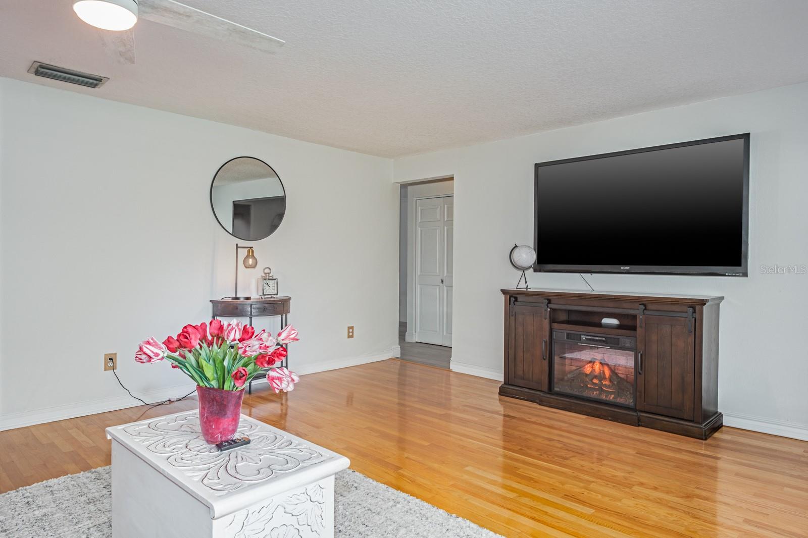 MANORS OF FOREST LAKES THE - Residential