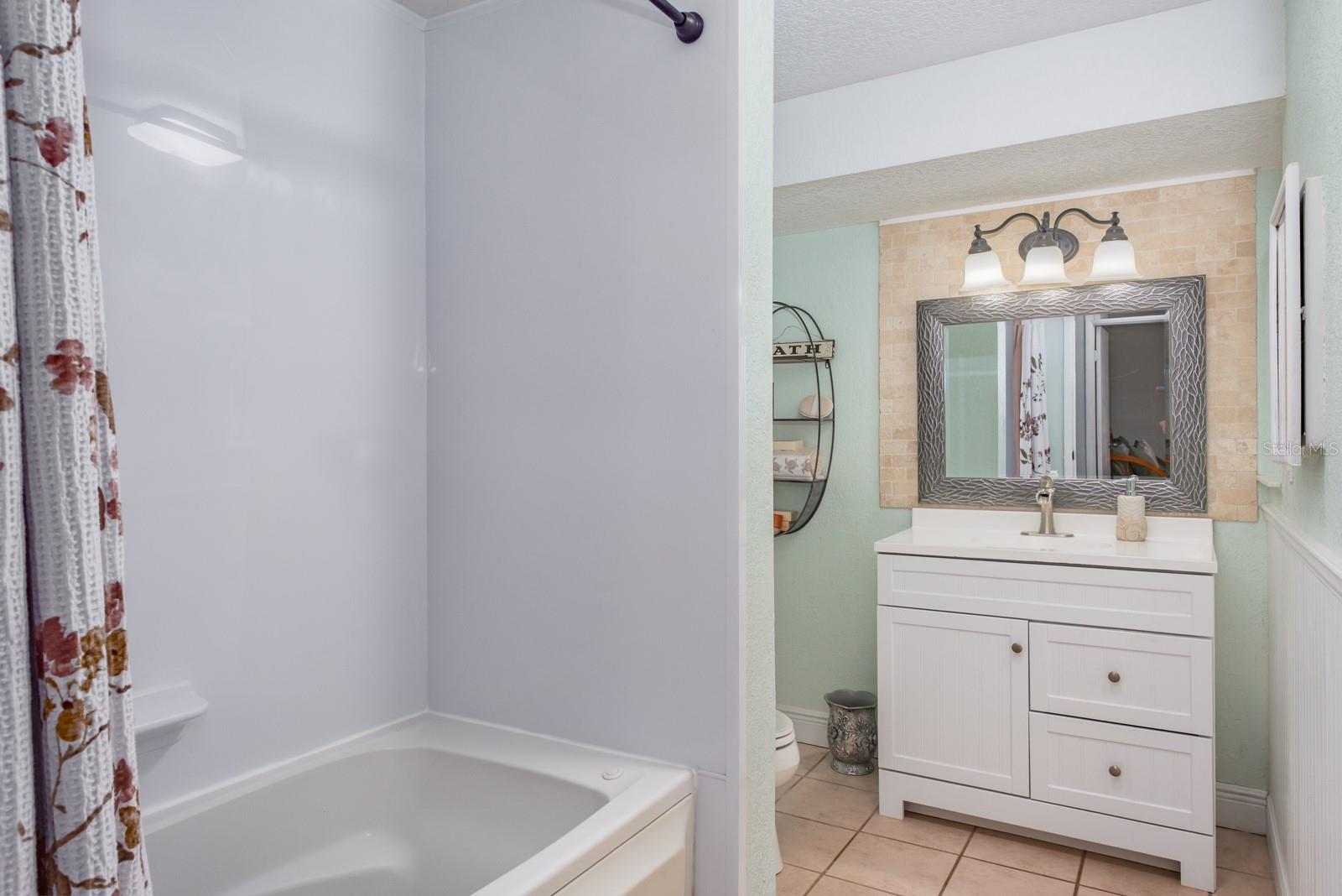 MANORS OF FOREST LAKES THE - Residential