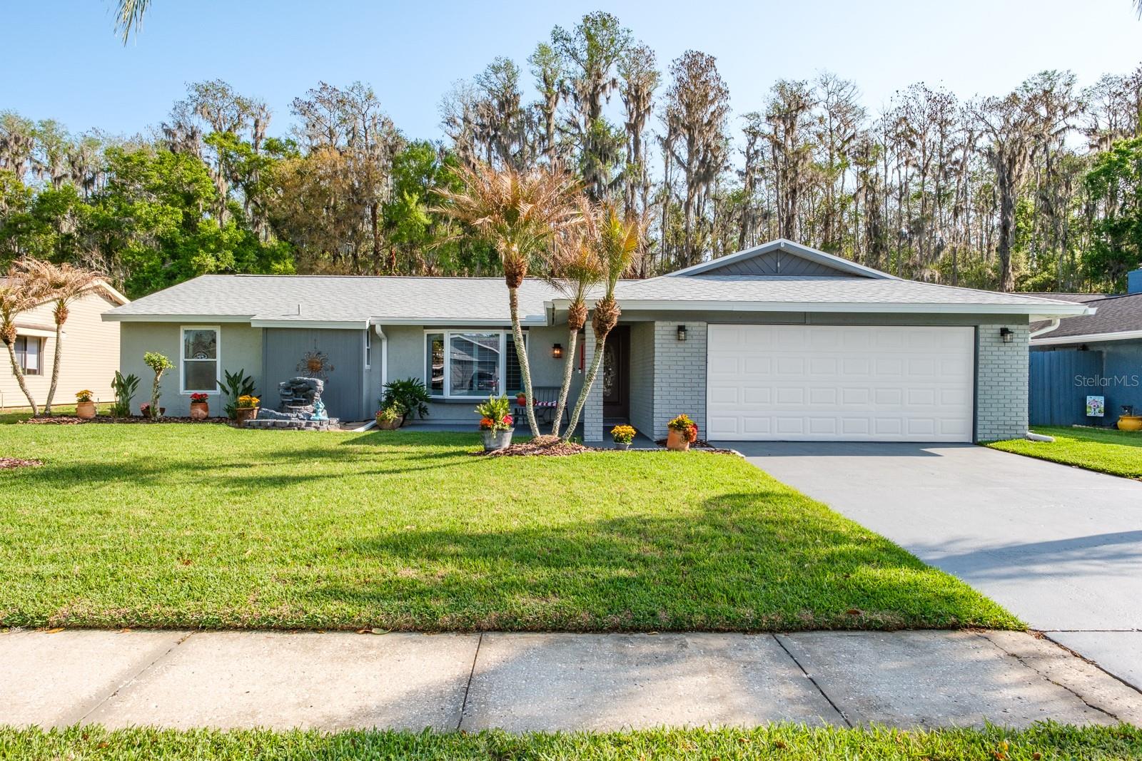 MANORS OF FOREST LAKES THE - Residential