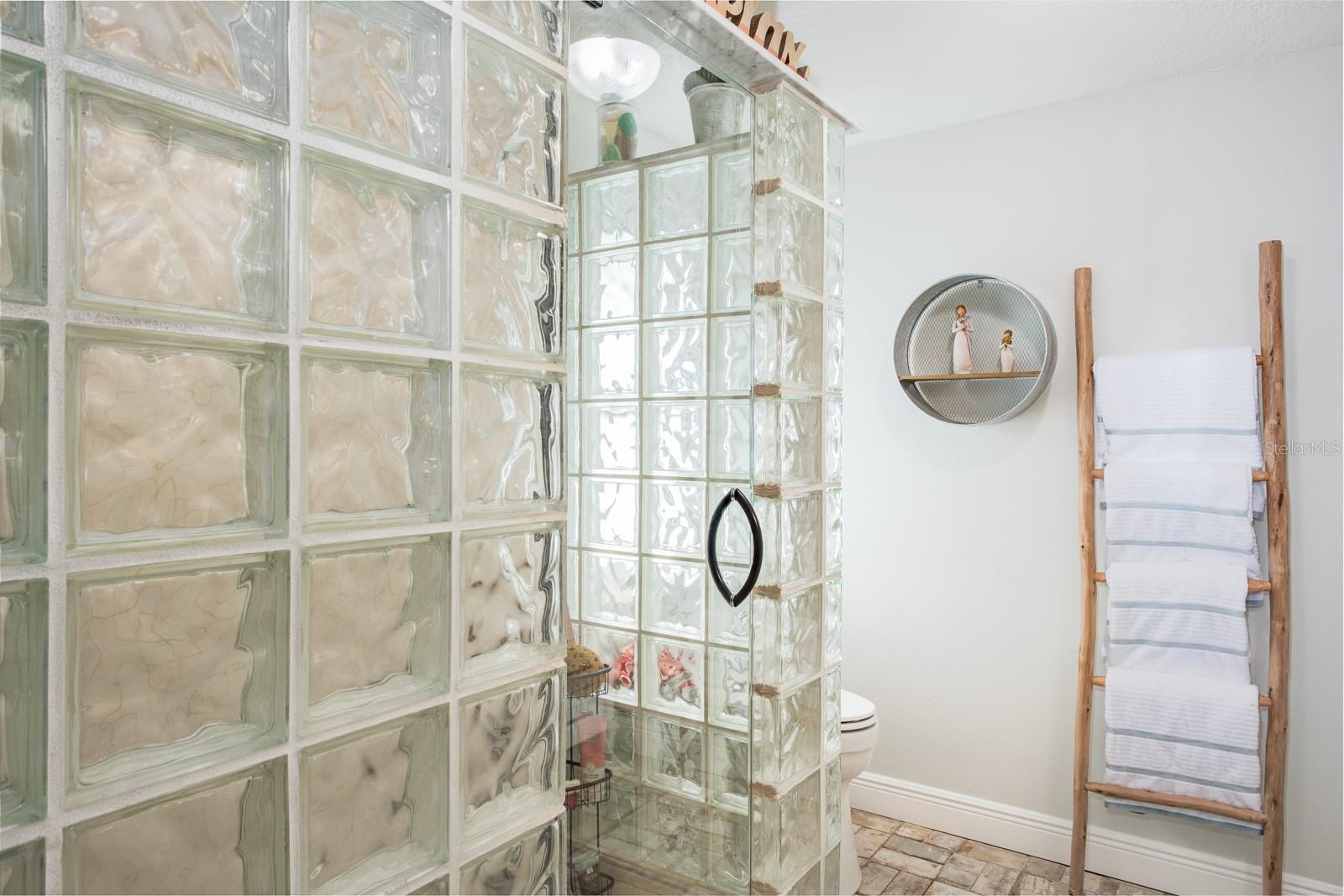 MANORS OF FOREST LAKES THE - Residential