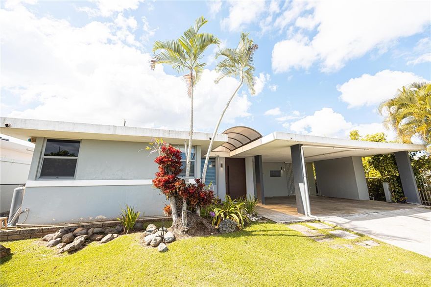 A beautifully upgraded 5-bedroom, 3-bath residence in the coveted Torrimar gated community. Featuring a private pool, full solar panel system with battery backup (zero energy bill), spacious bedrooms, and open living areas, this home is perfect for families or professionals seeking comfort, security, and convenience. Located minutes from top schools, shopping centers, restaurants, and major highways, Torrimar offers one of the most desirable lifestyles in Guaynabo. Safe, walkable, and centrally located.