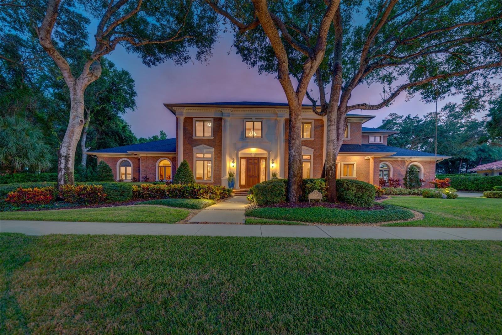 WOODSONG - Residential