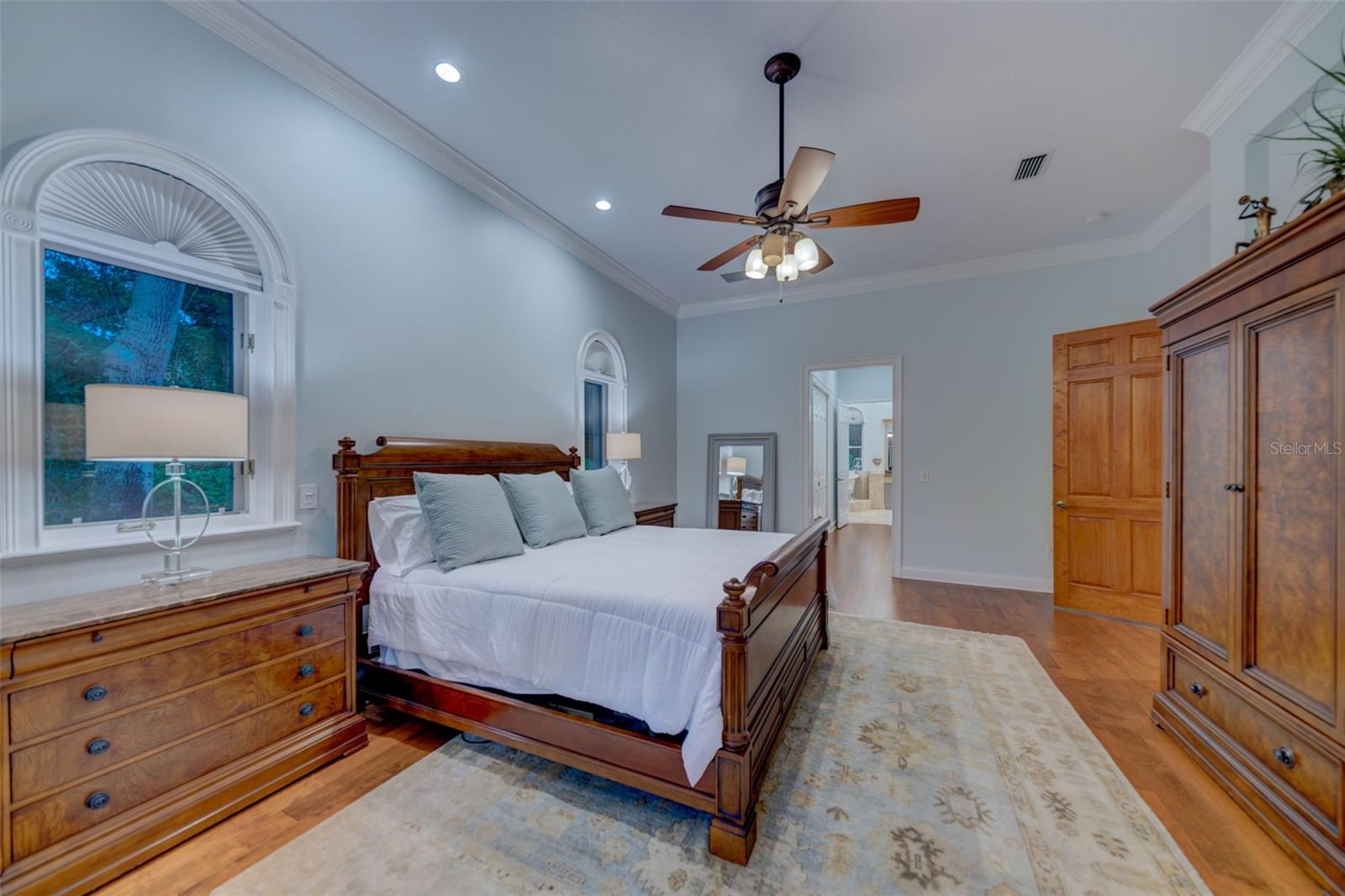 WOODSONG - Residential
