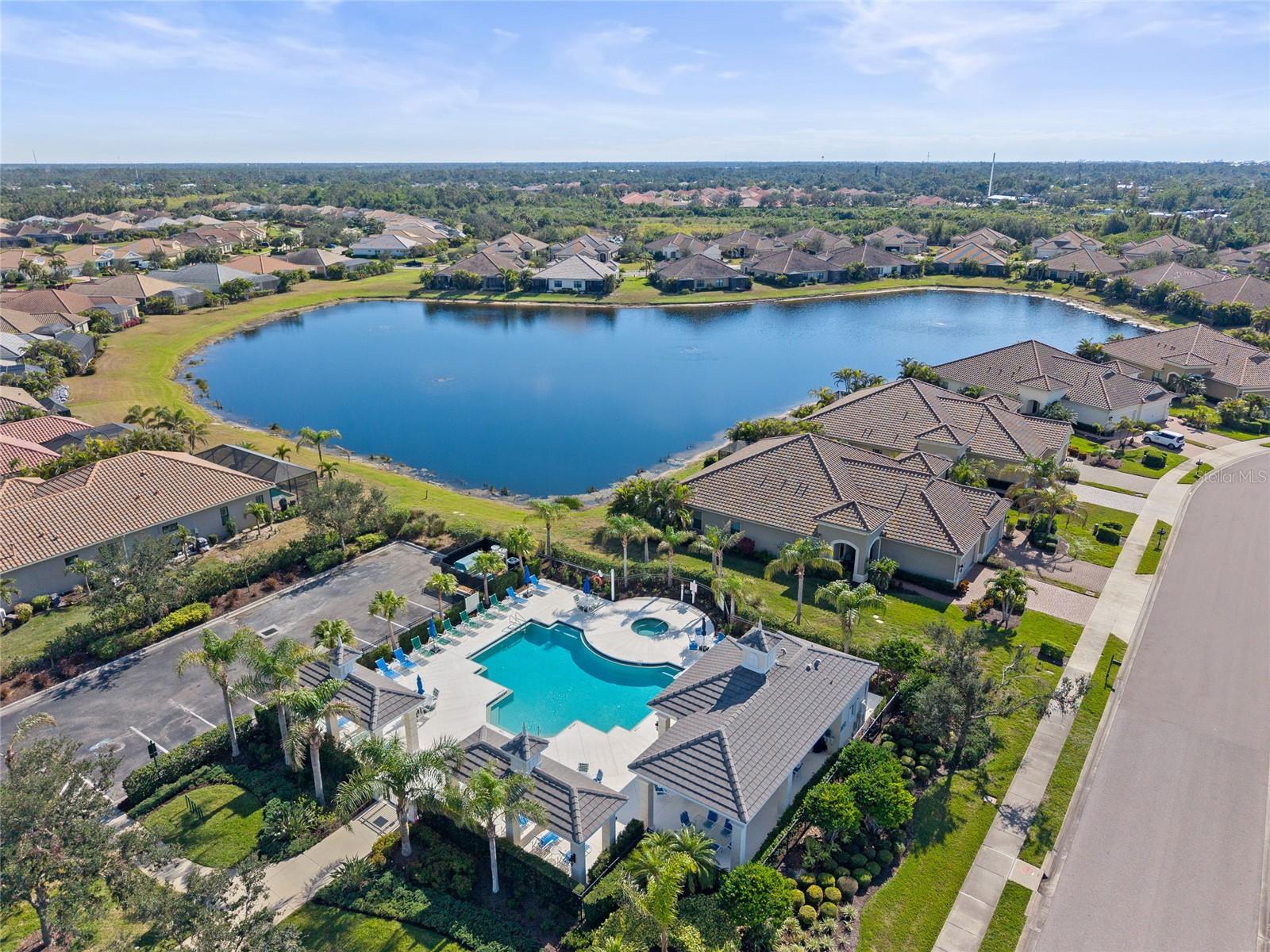 BOCA ROYALE PH 1 - Residential