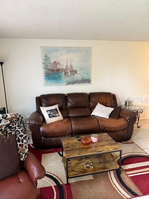 LAKE SARASOTA - Residential Income