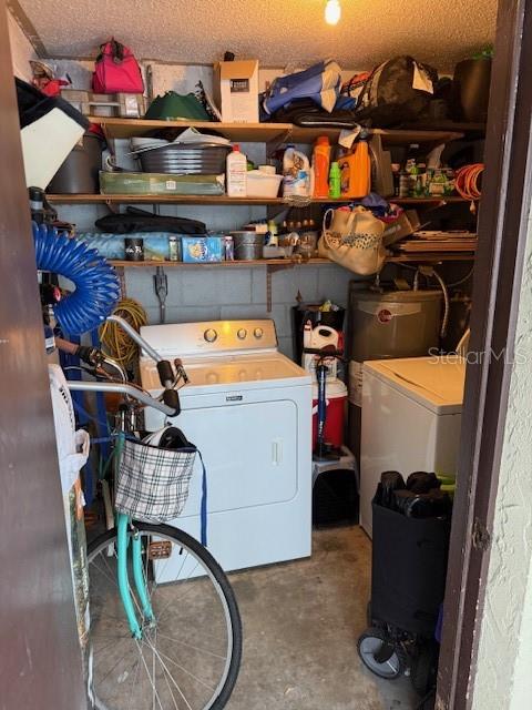 LAKE SARASOTA - Residential Income