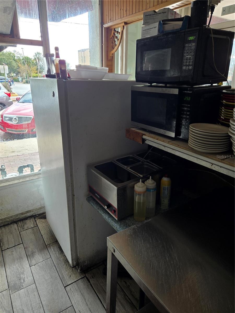 TARPON SPGS OFFICIAL MAP - Business Opportunity