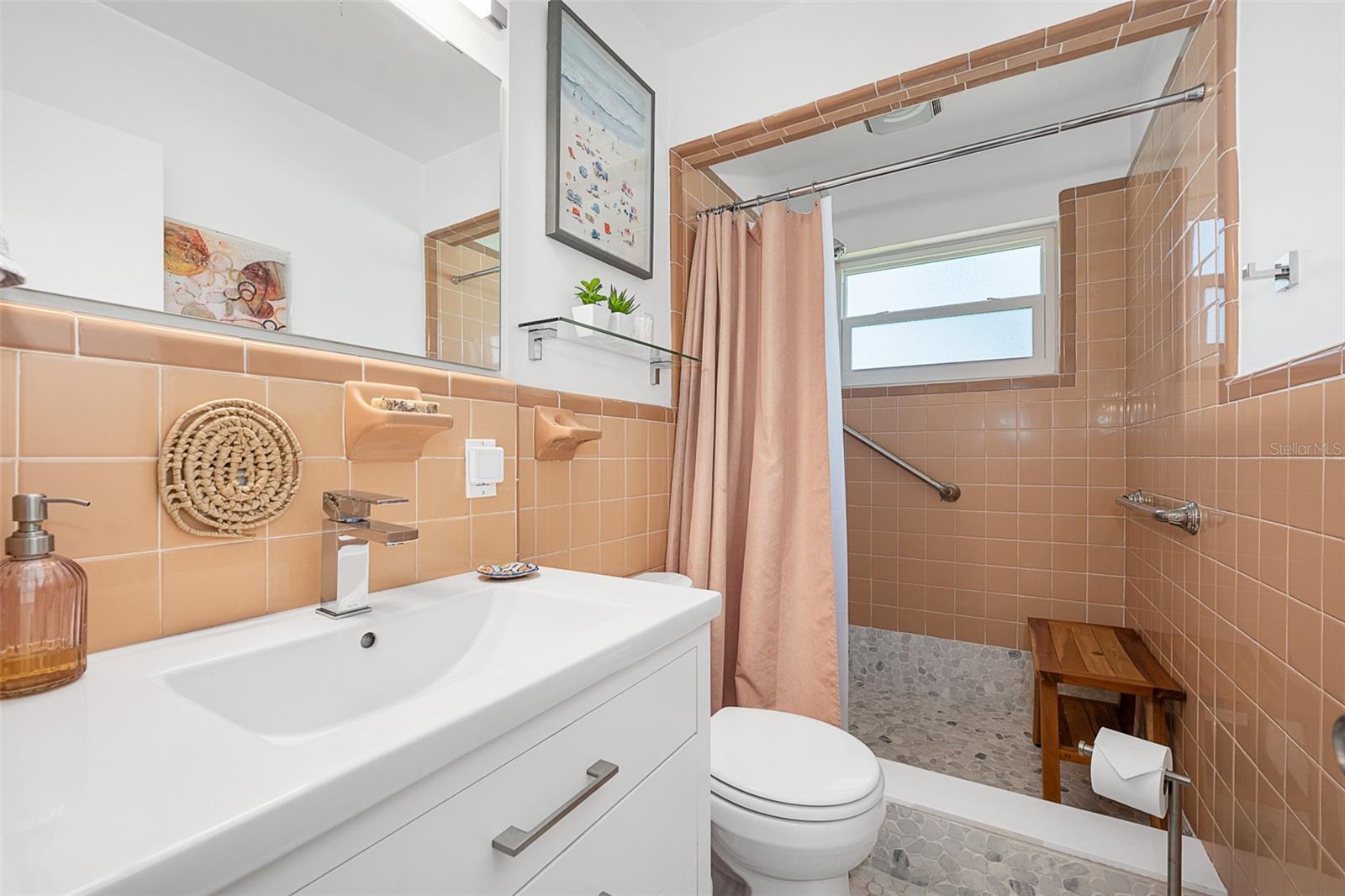 ORMOND BCH ESTATES - Residential