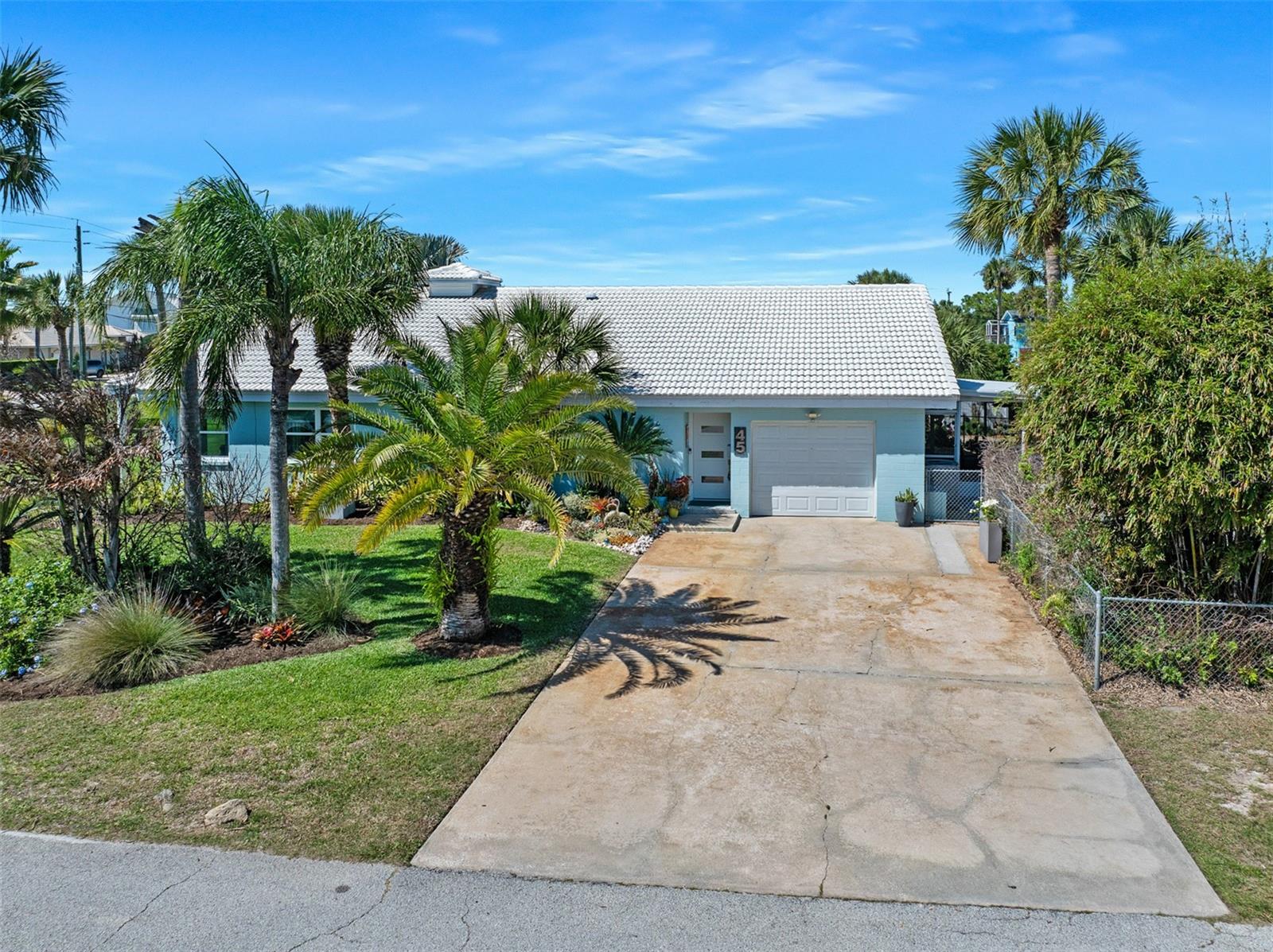 ORMOND BCH ESTATES - Residential