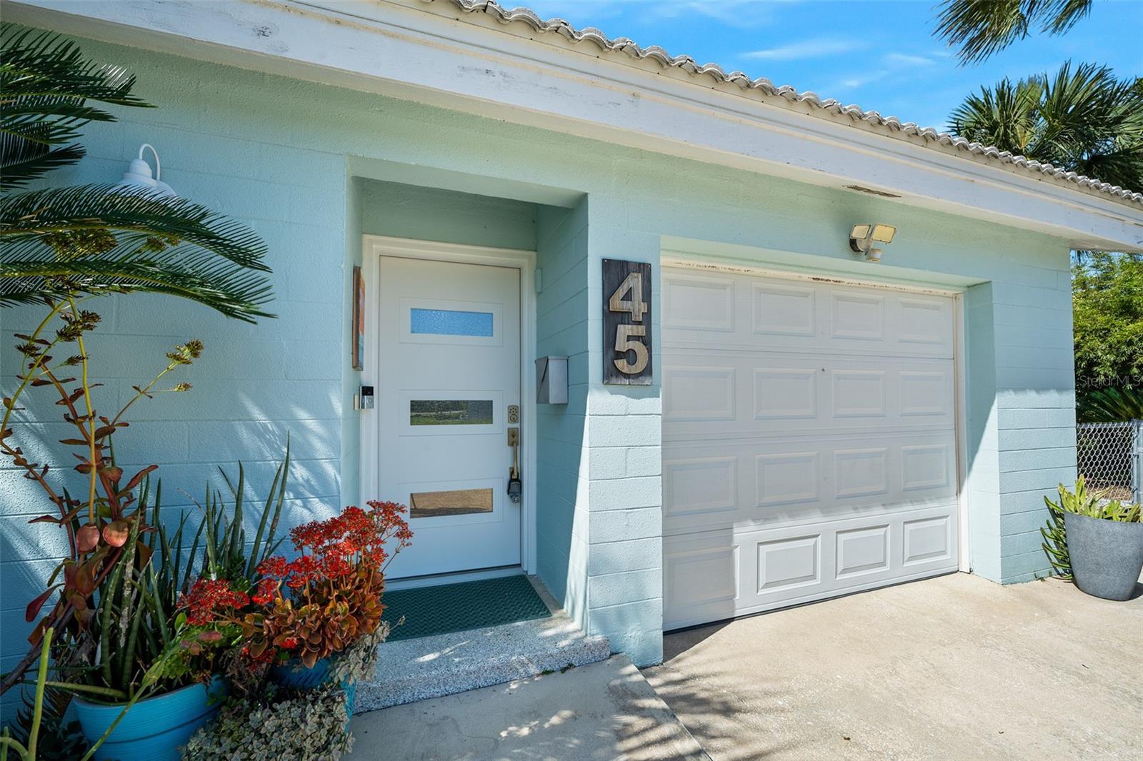 ORMOND BCH ESTATES - Residential