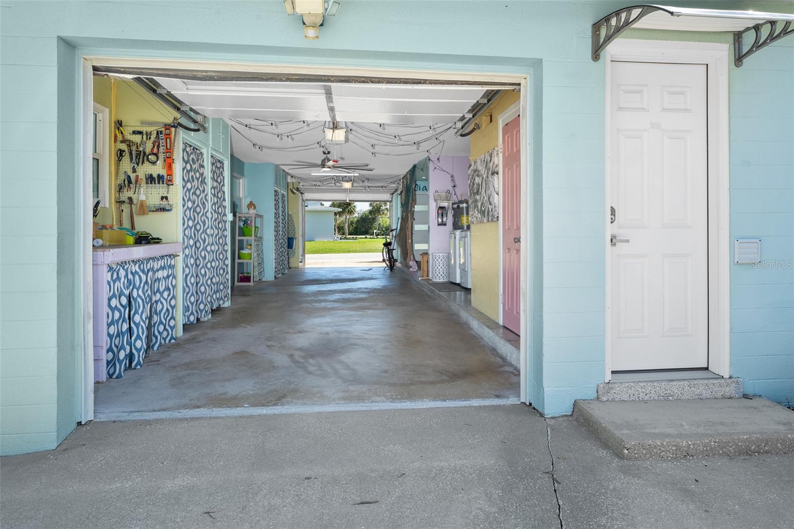 ORMOND BCH ESTATES - Residential