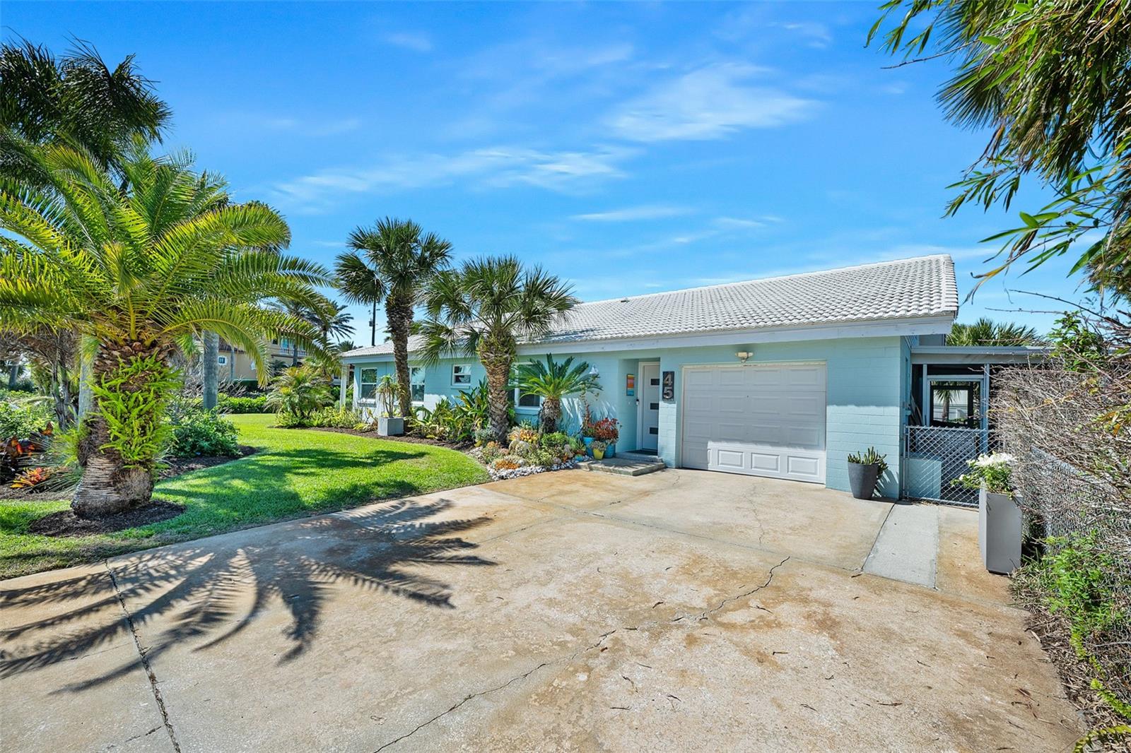 ORMOND BCH ESTATES - Residential