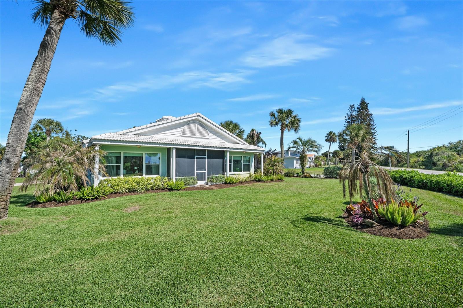 ORMOND BCH ESTATES - Residential