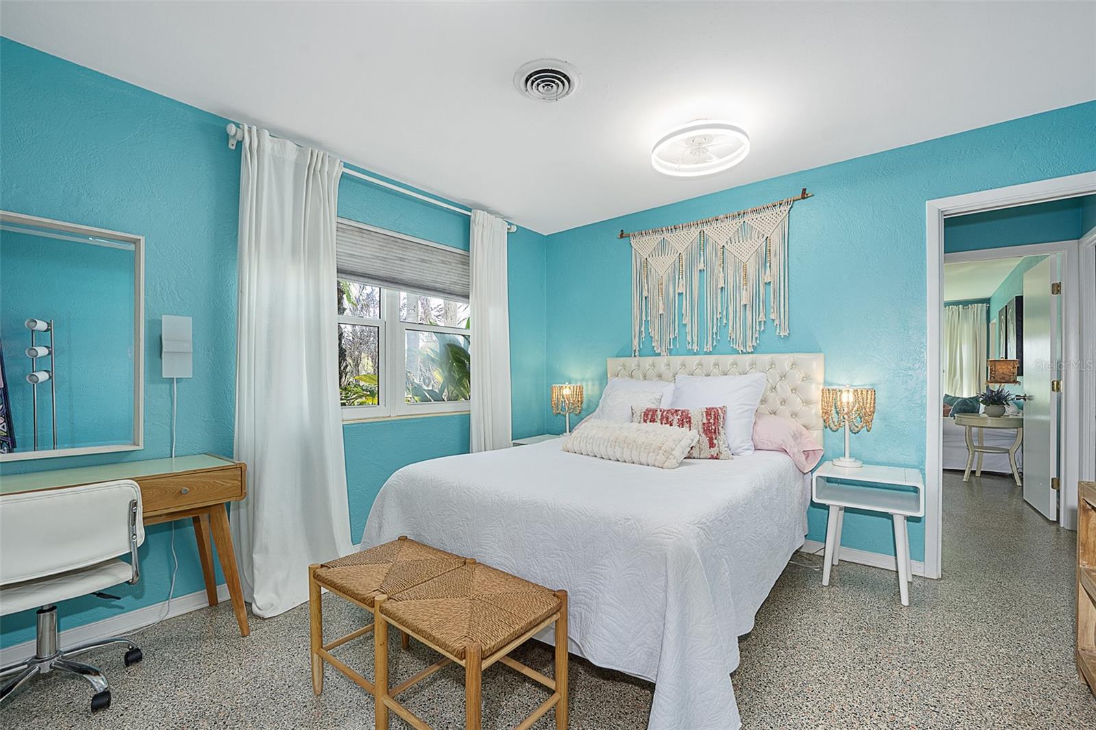 ORMOND BCH ESTATES - Residential