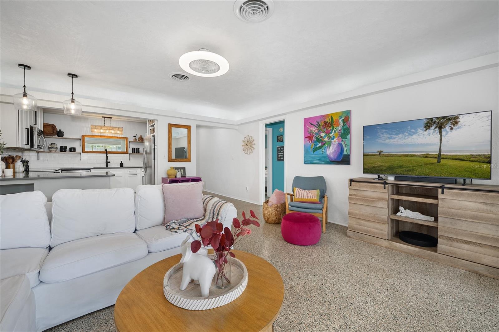 ORMOND BCH ESTATES - Residential