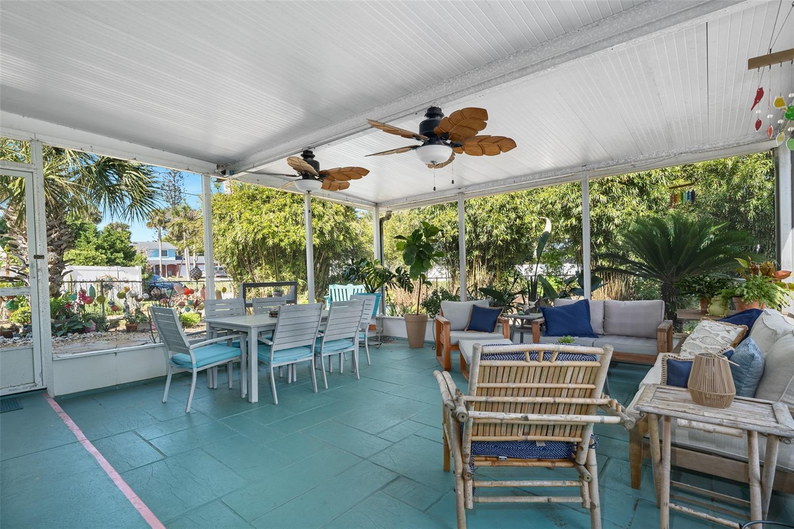 ORMOND BCH ESTATES - Residential