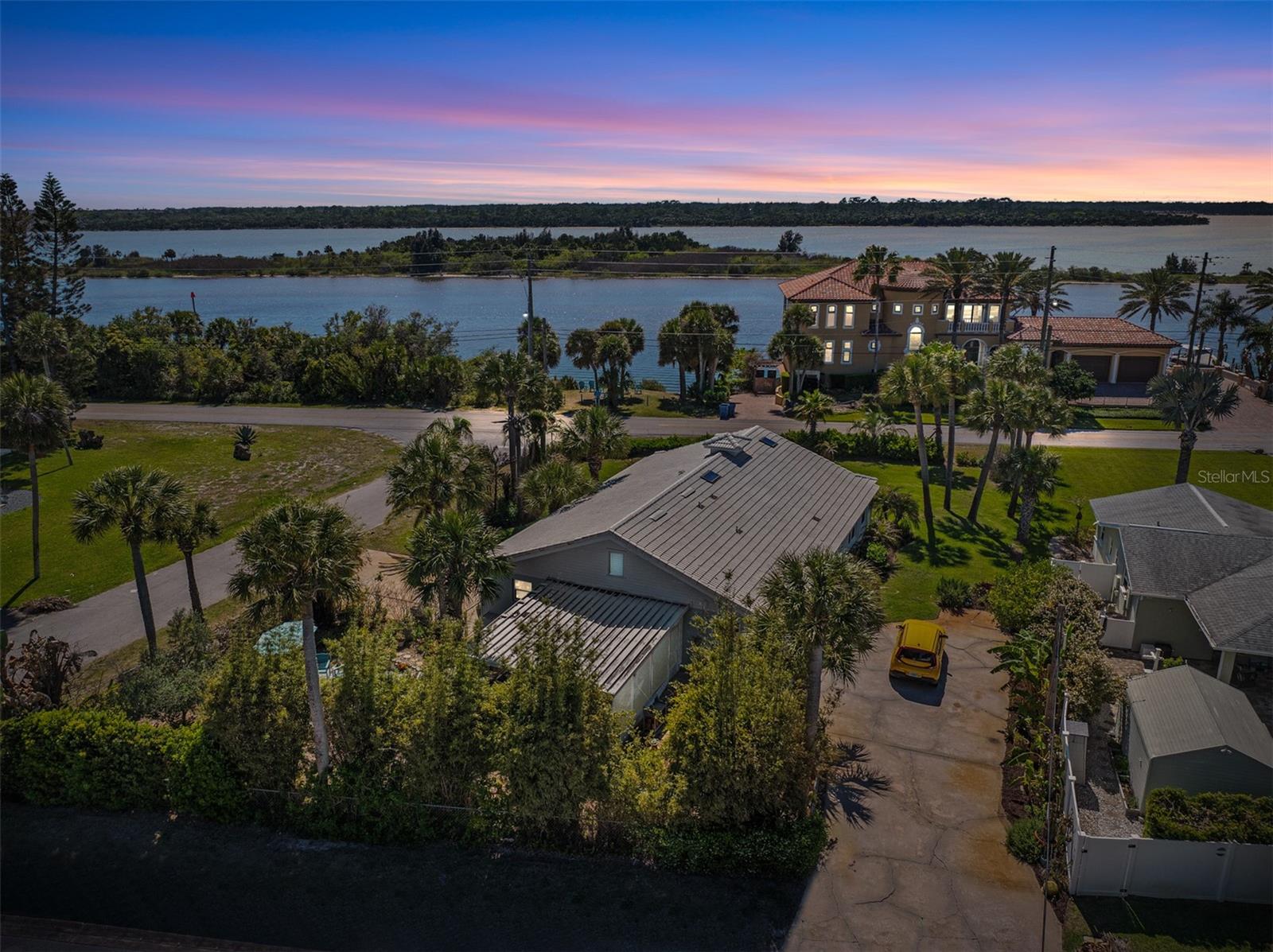 ORMOND BCH ESTATES - Residential