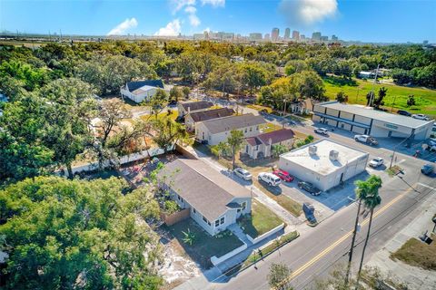 A home in TAMPA