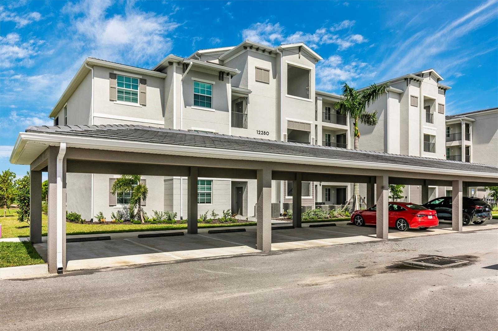 WELLEN PARK GOLF & COUNTRY CLUB - Residential Lease