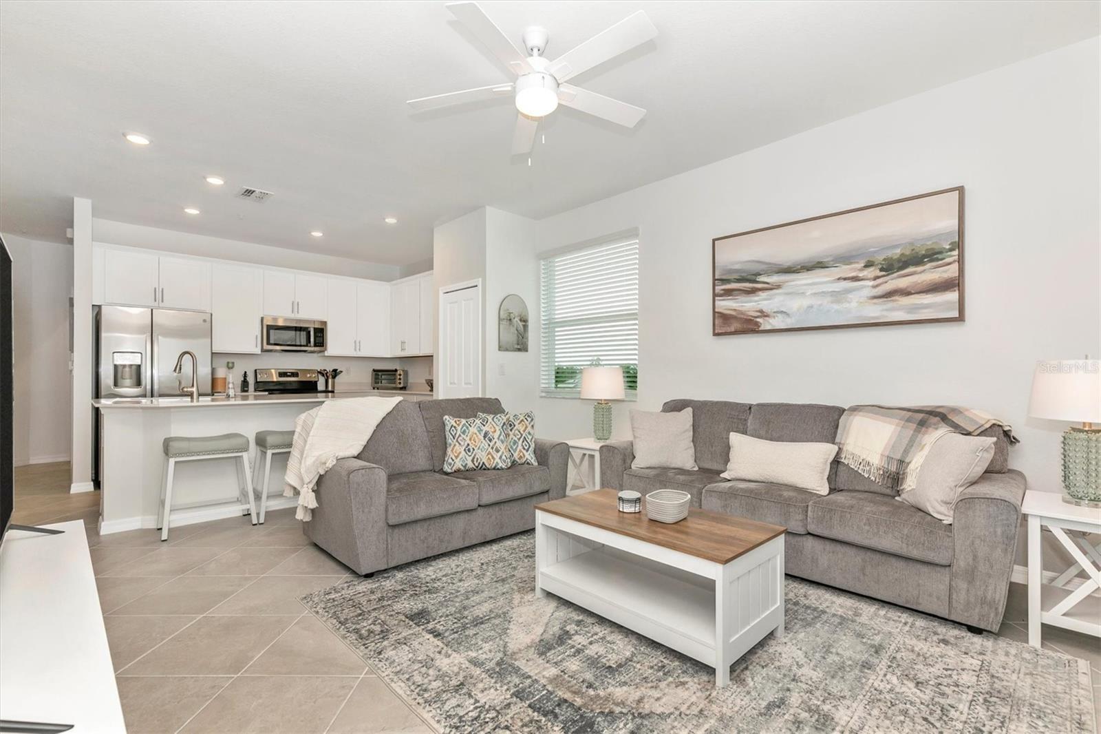 WELLEN PARK GOLF & COUNTRY CLUB - Residential Lease