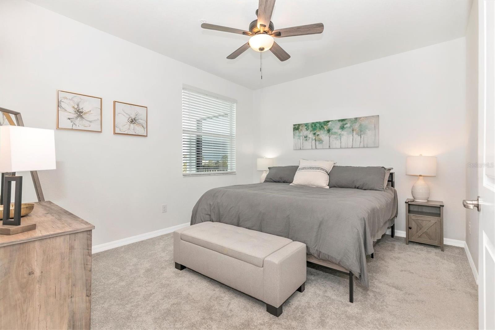 WELLEN PARK GOLF & COUNTRY CLUB - Residential Lease