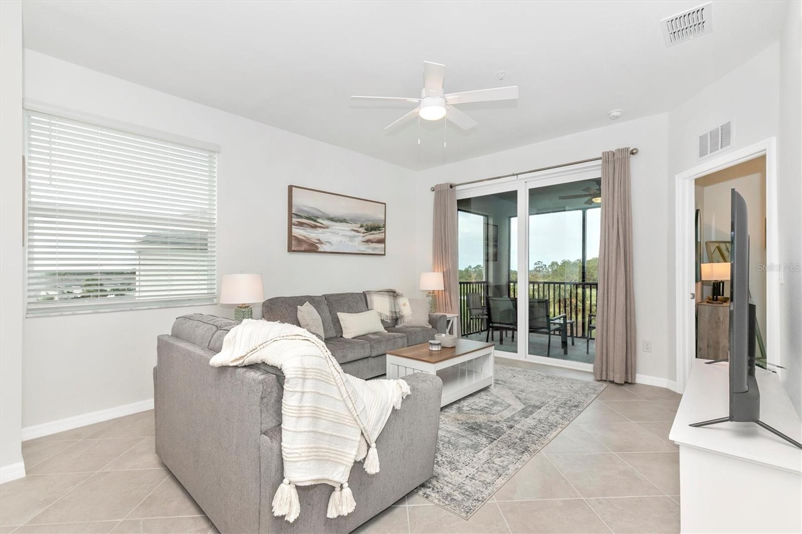 WELLEN PARK GOLF & COUNTRY CLUB - Residential Lease