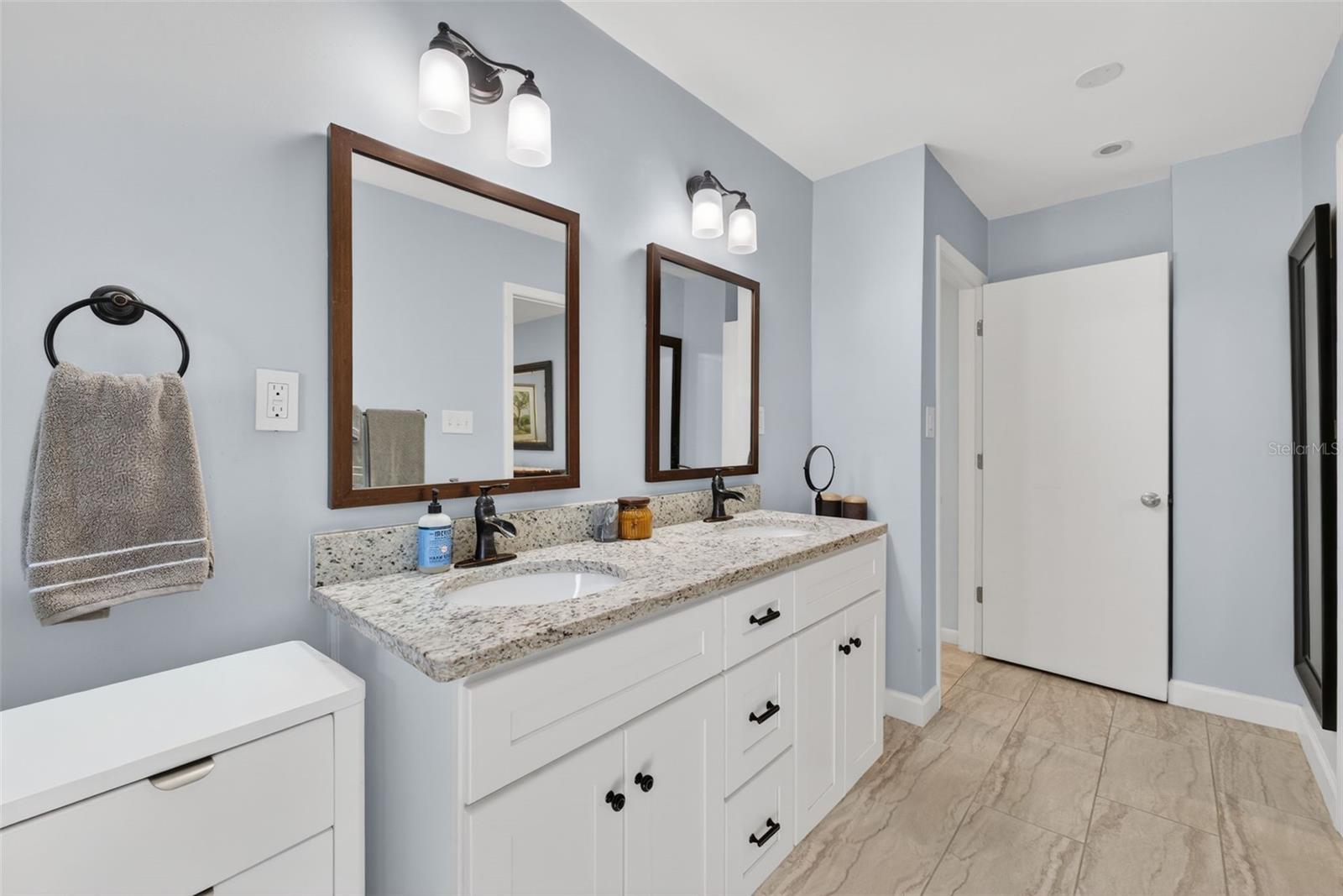 SYBELIA PLACE - Residential