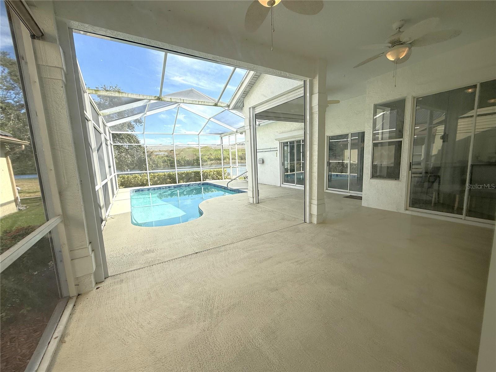 LAKES UNIT 2 PH 2 THE - Residential