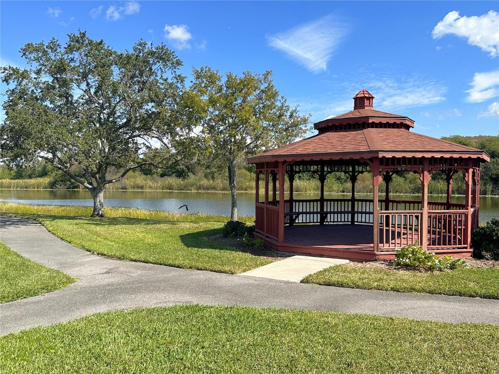 LAKES UNIT 2 PH 2 THE - Residential