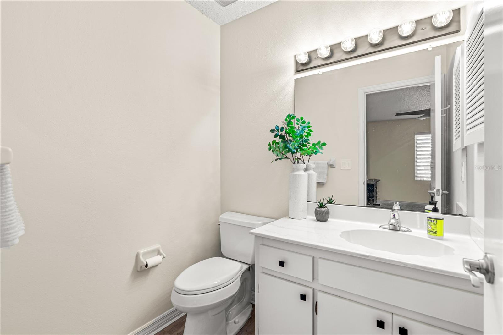 HAWKS LANDING AT PELICAN BAY - Residential