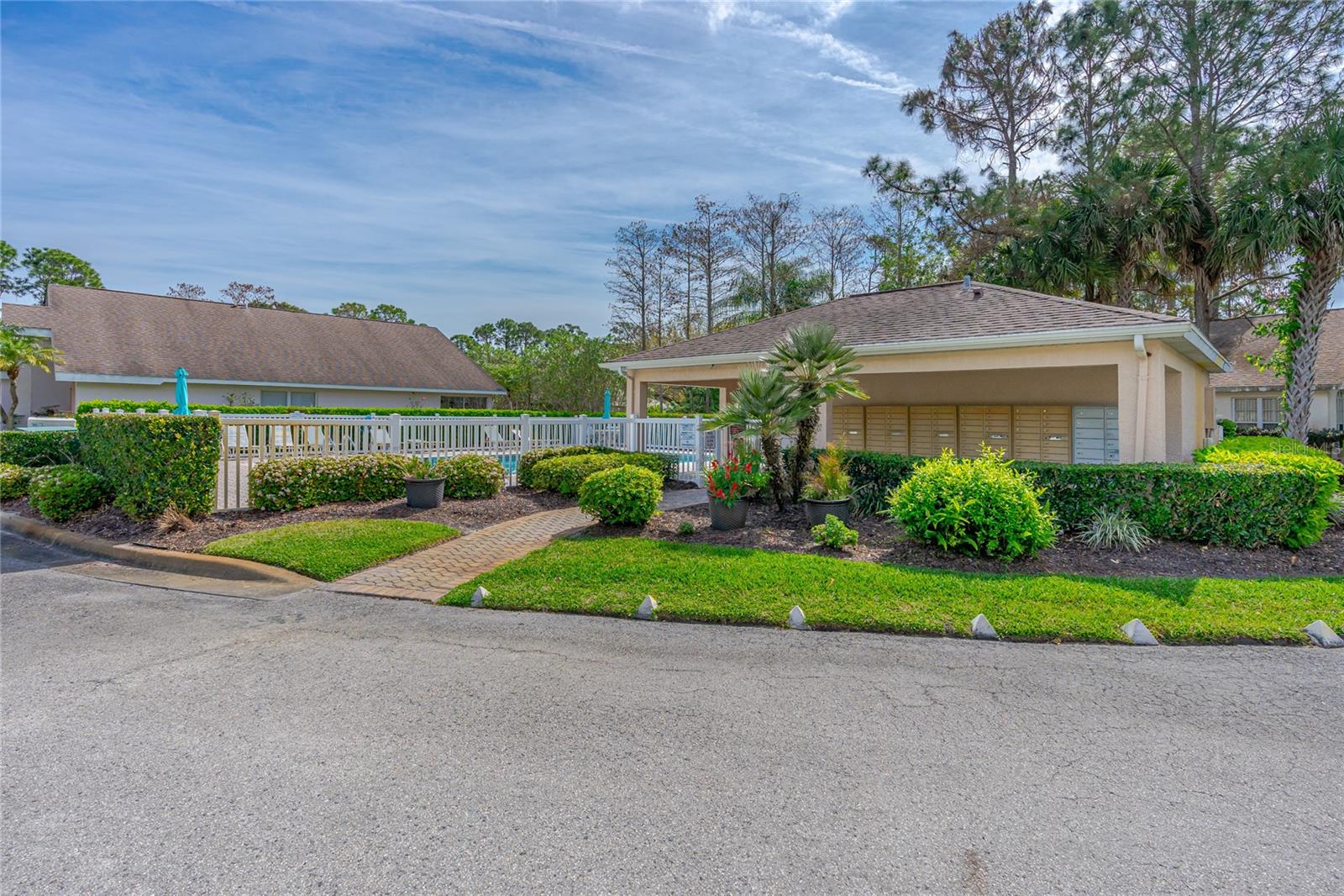 HAWKS LANDING AT PELICAN BAY - Residential