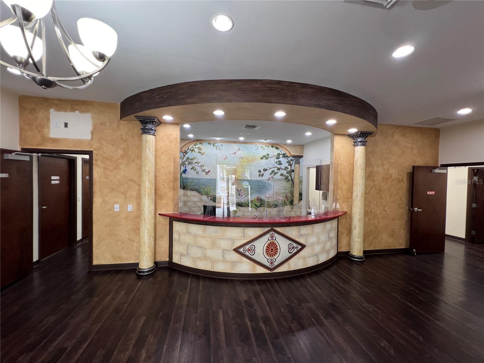 EICHENFELD OAKS MEDICAL CENTER - Commercial Lease