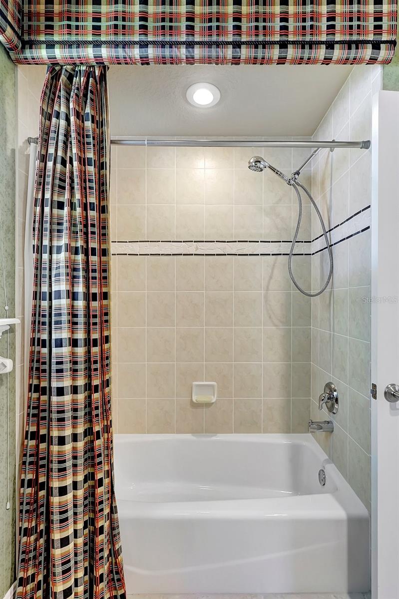 MILL CREEK VII - Residential