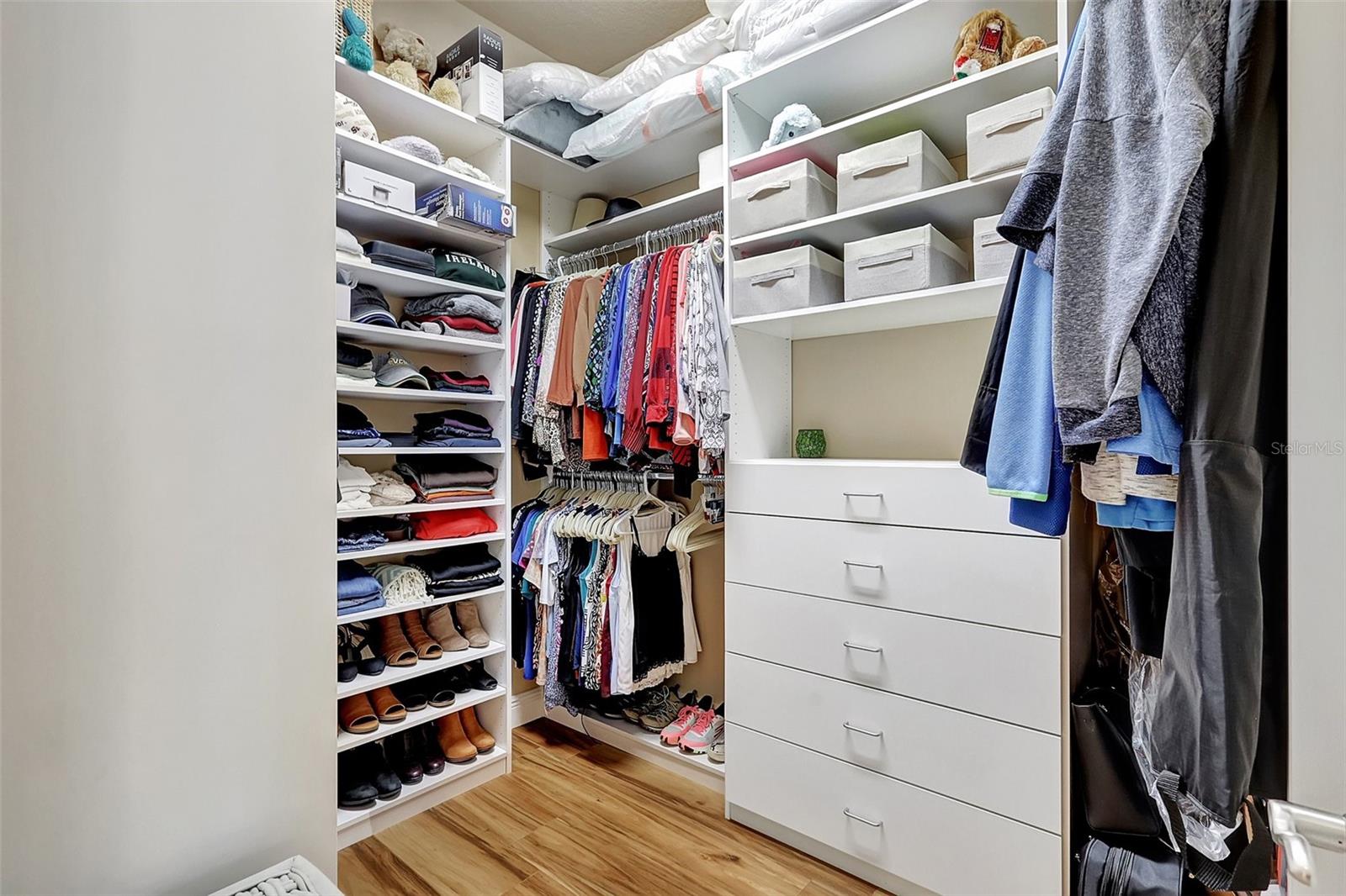 MILL CREEK VII - Residential