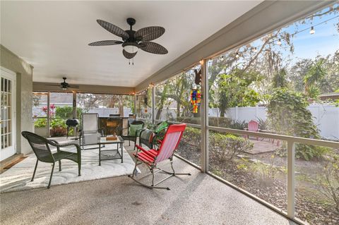 A home in WINTER HAVEN