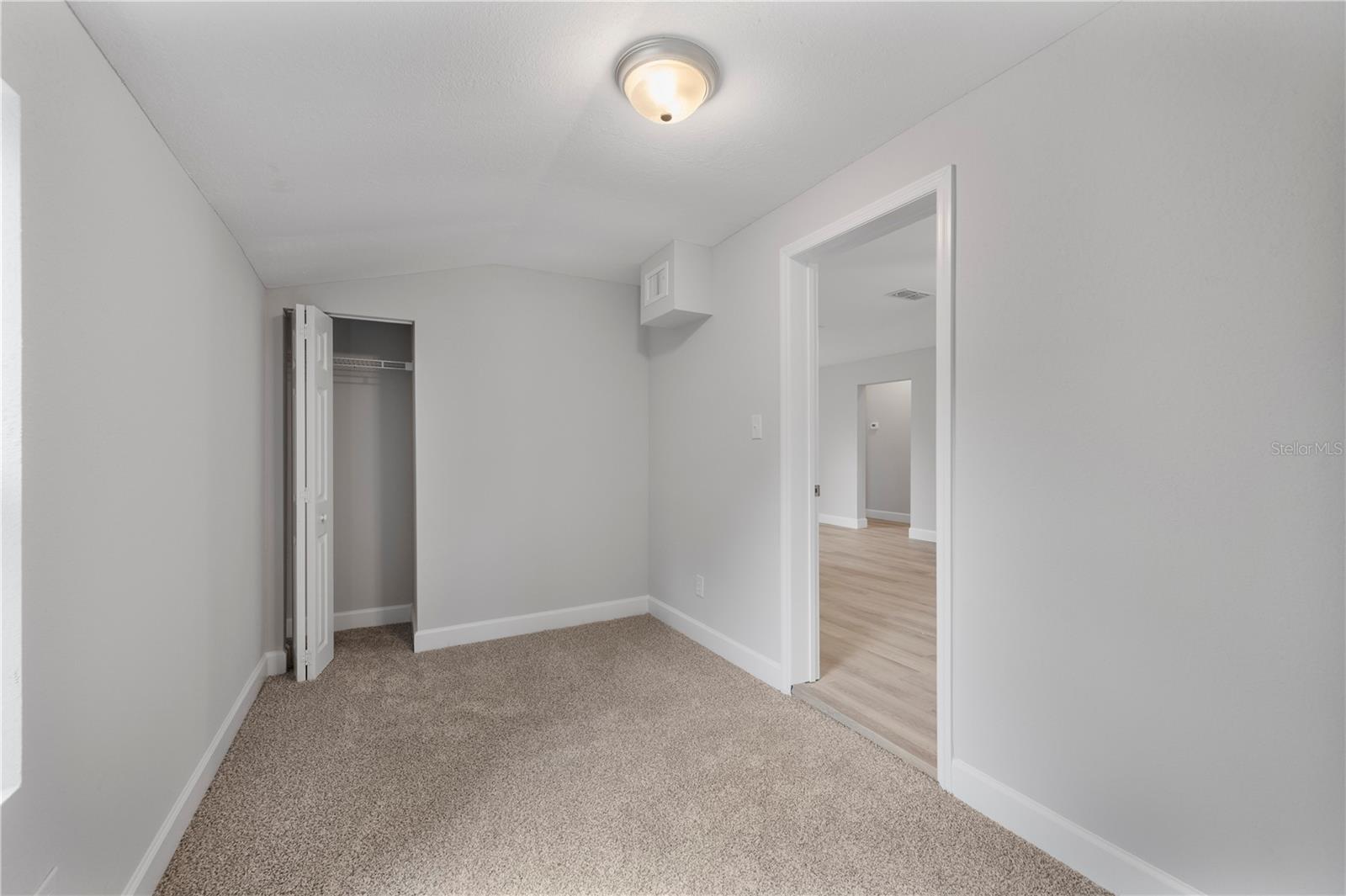 OAK TERRACE - Residential