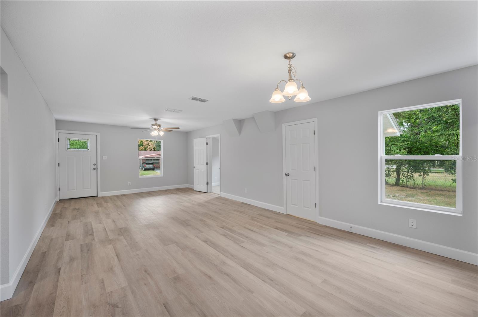 OAK TERRACE - Residential