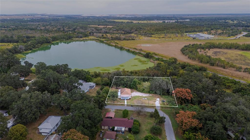 Photo of 4885 Cherry Drive, Mulberry, FL 33860 (MLS # L4957114)