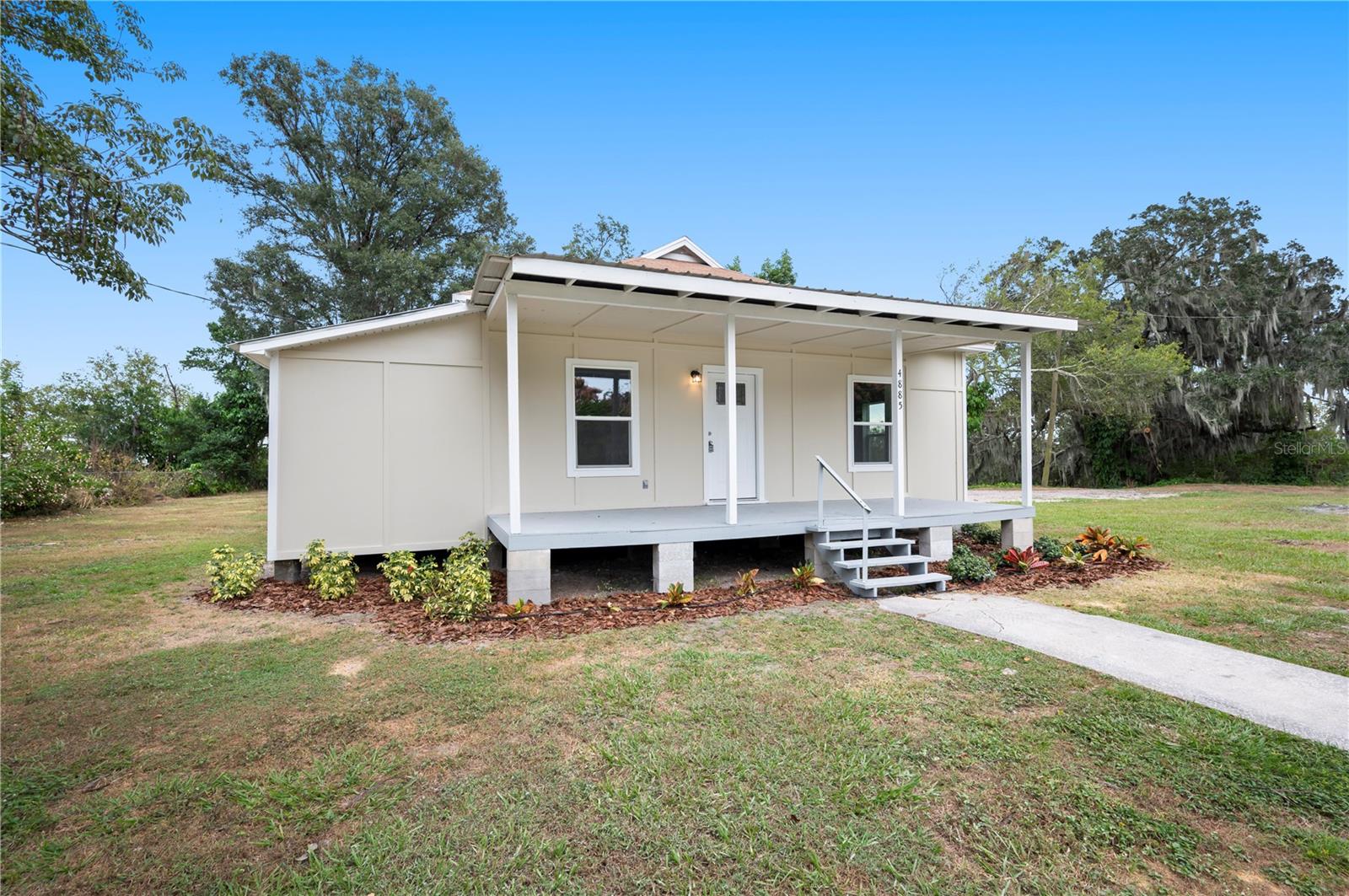 OAK TERRACE - Residential