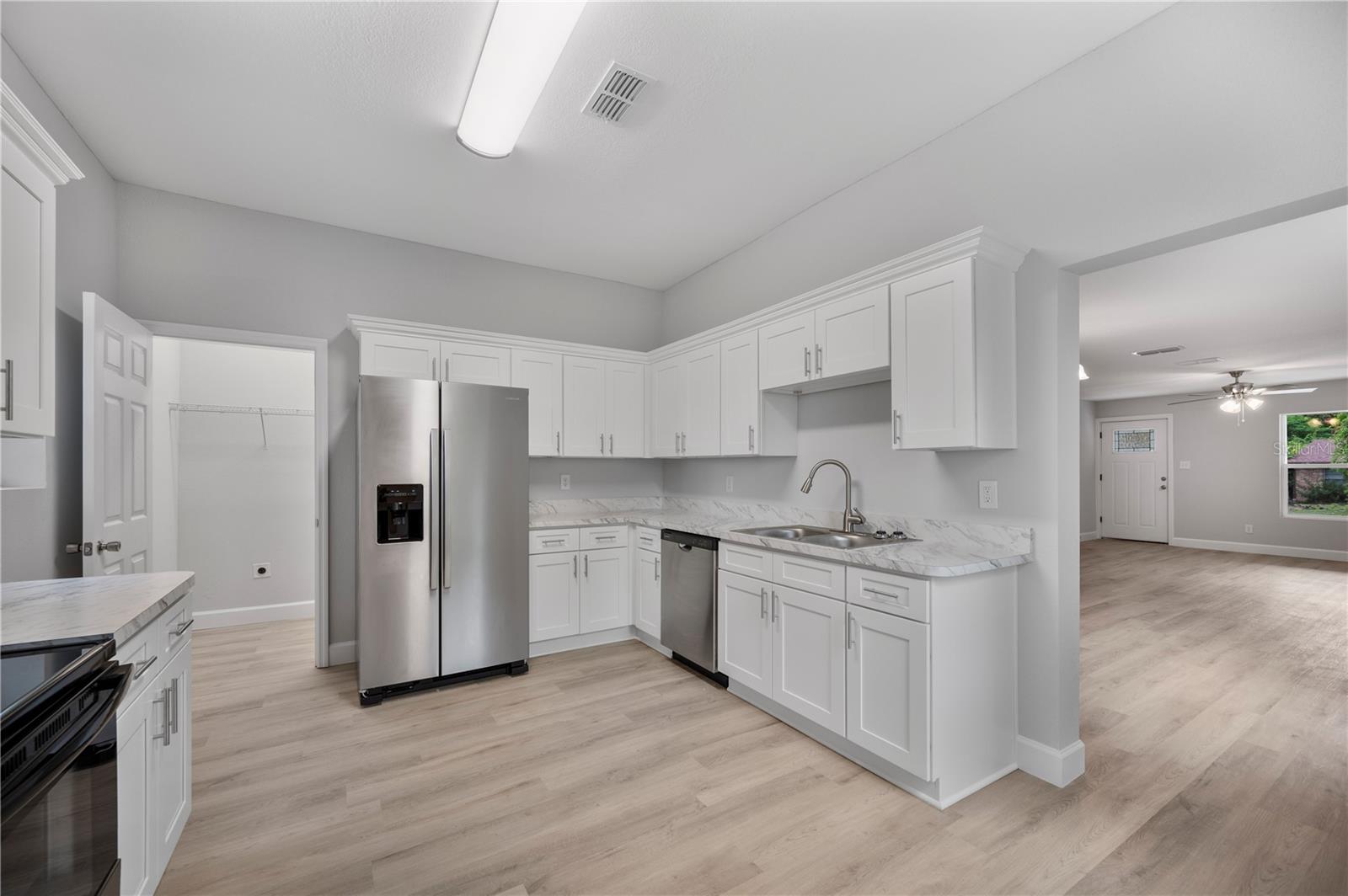 OAK TERRACE - Residential